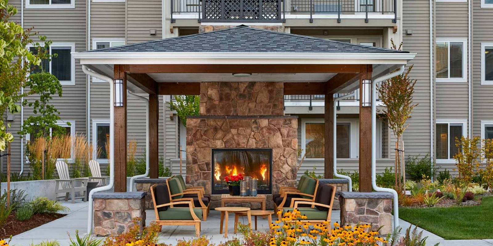 lacey-community-slider-exterior