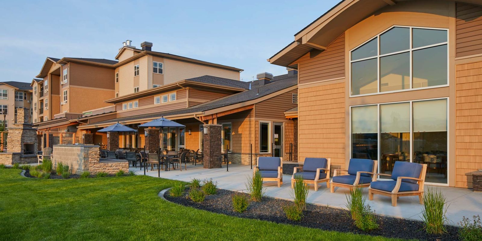 spokane-community-slider-exterior