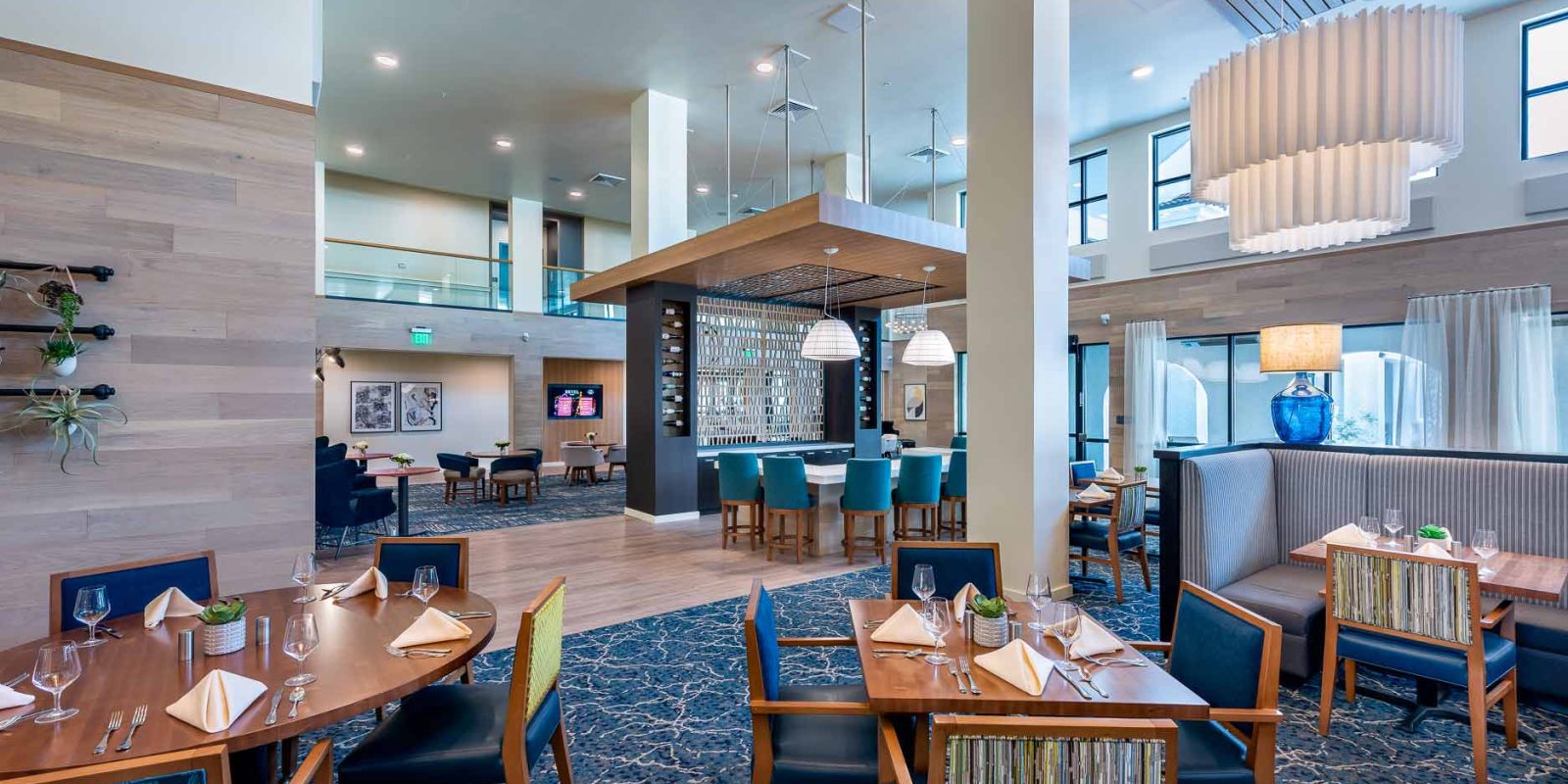 vegas-community-slider-ovation